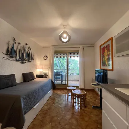 Pied à Terre - Port De *