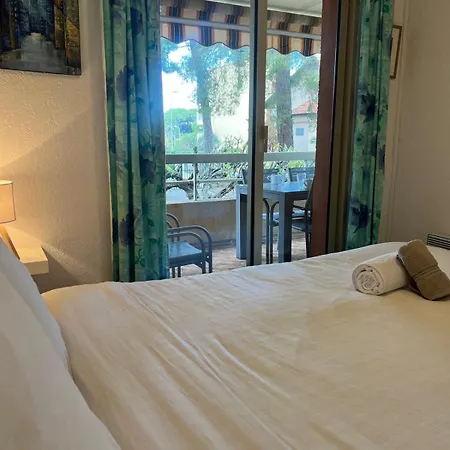 Pied A Terre - Port De Apartment *