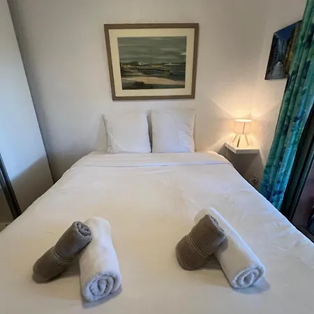 Pied A Terre - Port De *