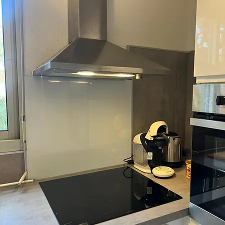 Pied A Terre - Port De Apartment